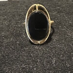 Vintage 1970’s Black Oynx 18K Gold Electroplate Ring